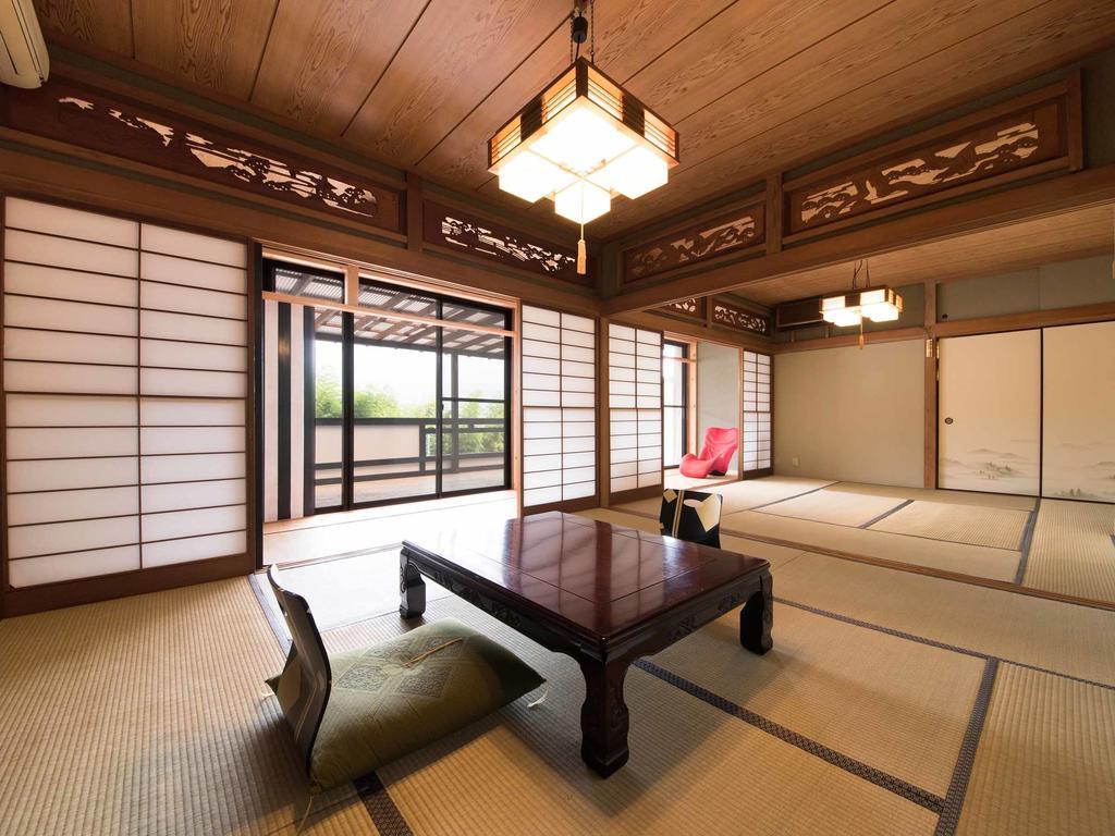 Yokohama Fujiyoshi Izuten Ито Екстериор снимка